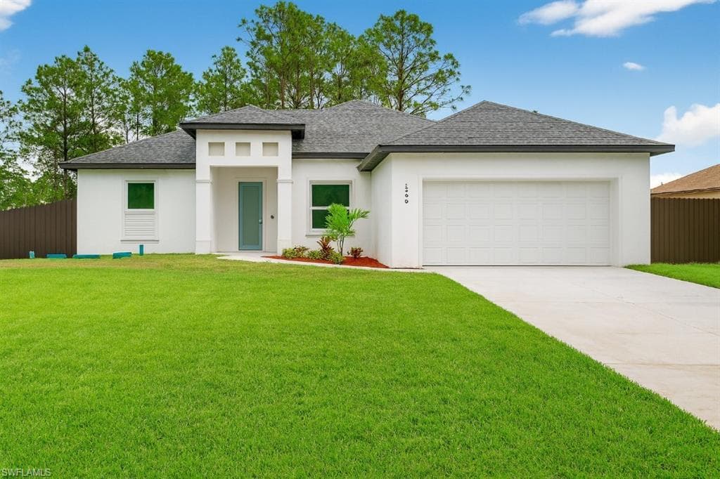 2810 39th ST W LEHIGH ACRES, FL 33971