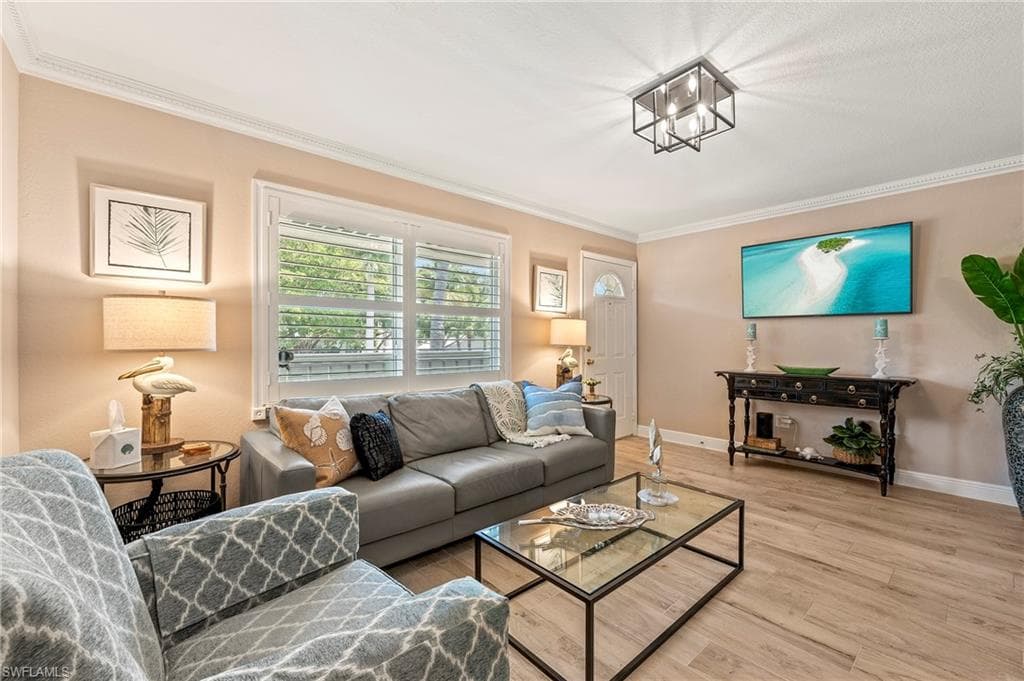 950 7th AVE S 23 NAPLES, FL 34102