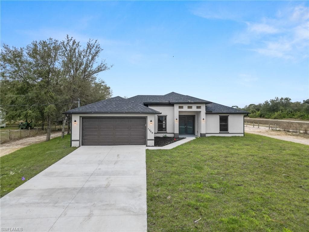 7537 19th TER LABELLE, FL 33935