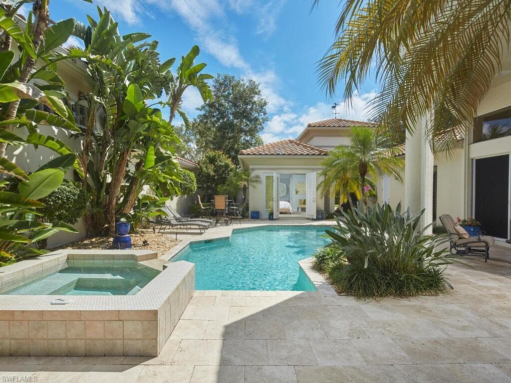 1267 Grand Isle CT NAPLES, FL 34108