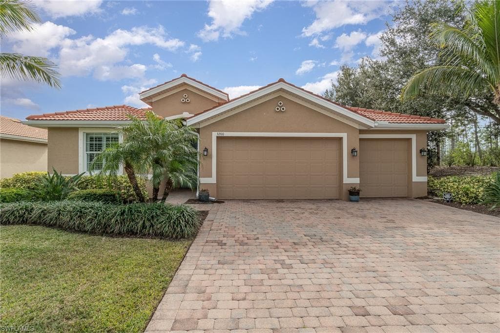 3200 Magnolia Landing LN NORTH FORT MYERS, FL 33917