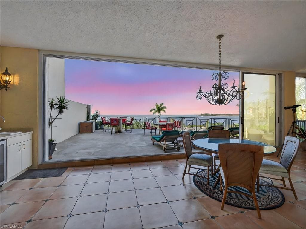 4000 Royal Marco WAY 329 MARCO ISLAND, FL 34145