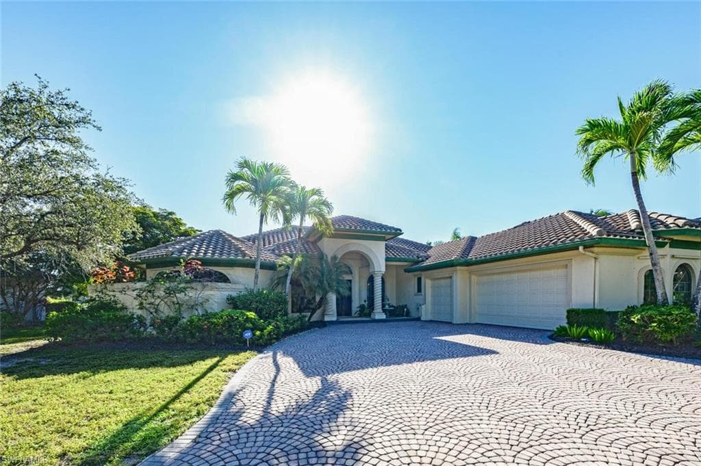 3022 Gainesborough CT NAPLES, FL 34105
