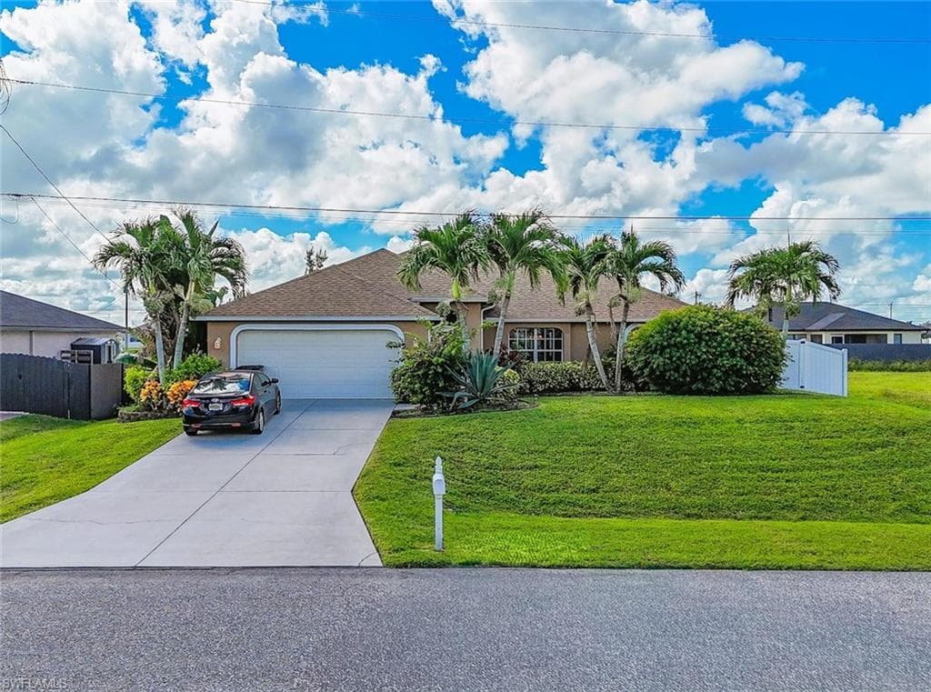 334 NE 17th ST CAPE CORAL, FL 33909