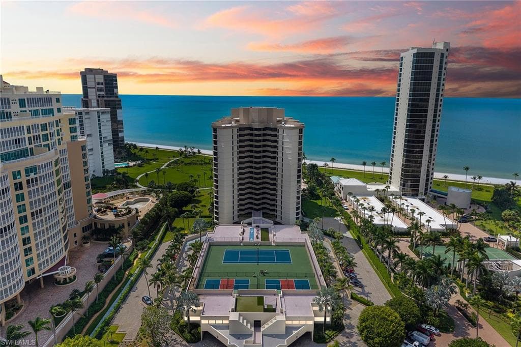 4551 Gulf Shore BLVD N 400 NAPLES, FL 34103