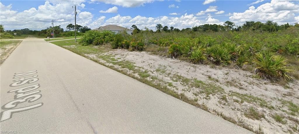 2910 73rd ST W LEHIGH ACRES, FL 33971
