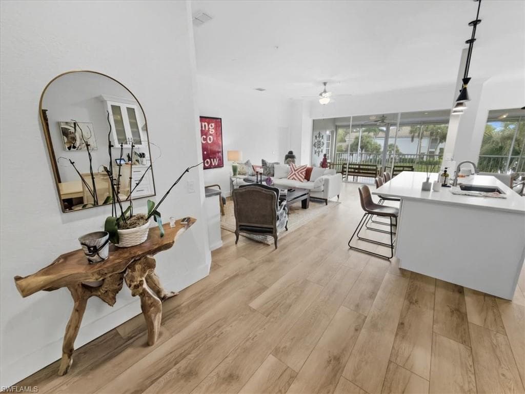 6876 Redbay Park RD 202 NAPLES, FL 34109