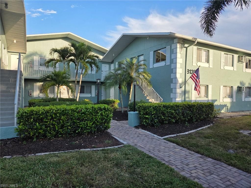 8135 Country RD 206 FORT MYERS, FL 33919
