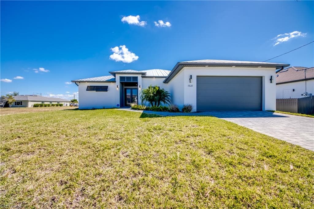1531 NW 40th PL CAPE CORAL, FL 33993