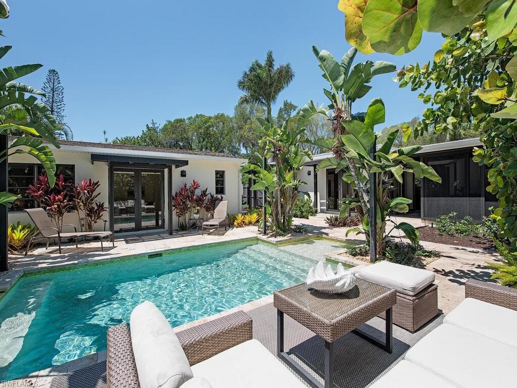 1200 9th AVE N NAPLES, FL 34102