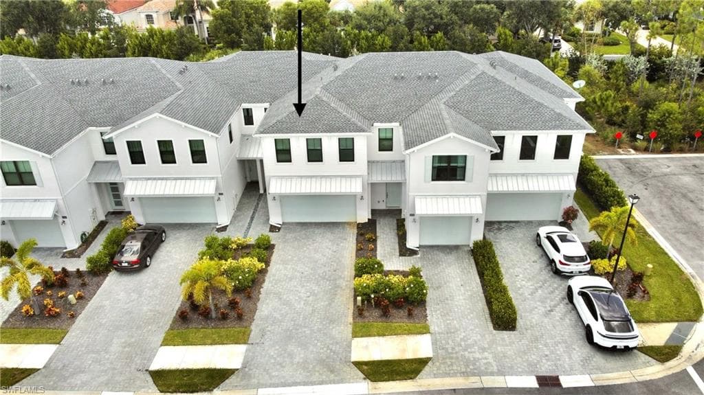 13057 Pembroke DR NAPLES, FL 34105