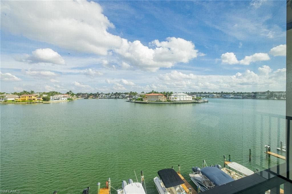 3200 Gulf Shore BLVD N 401 NAPLES, FL 34103