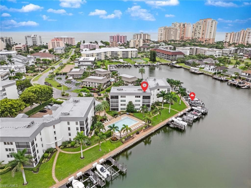 880 Huron CT 403 MARCO ISLAND, FL 34145