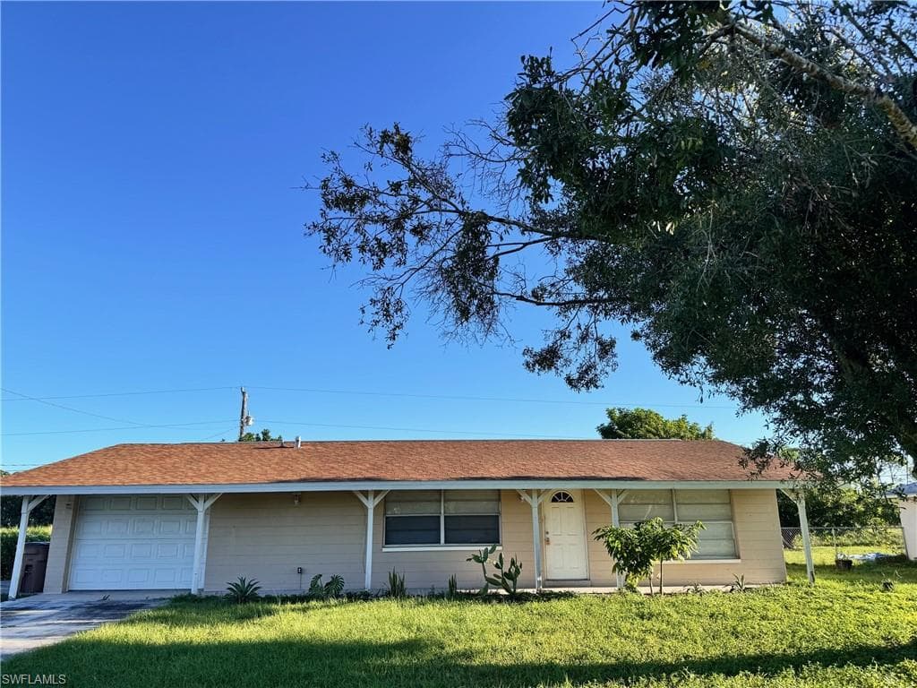 507 Jefferson DR LEHIGH ACRES, FL 33936