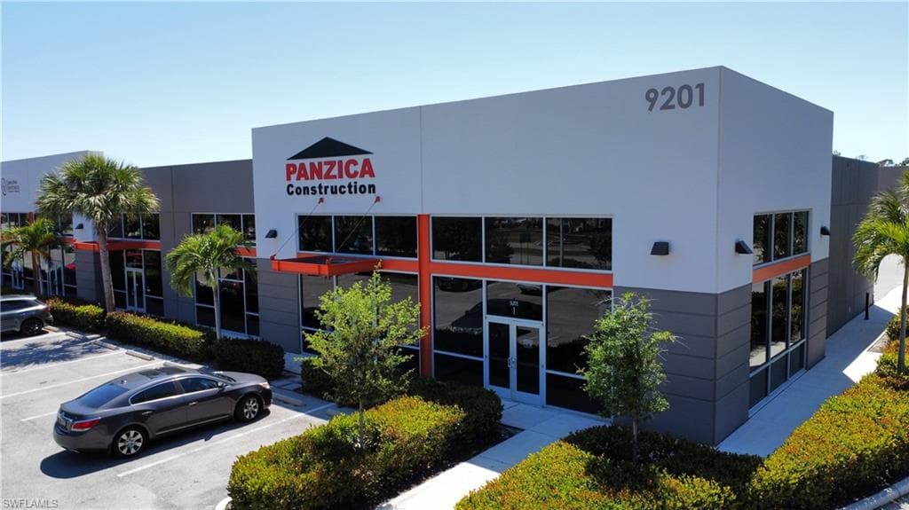 9201 Cockleshell CT 2 BONITA SPRINGS, FL 34135