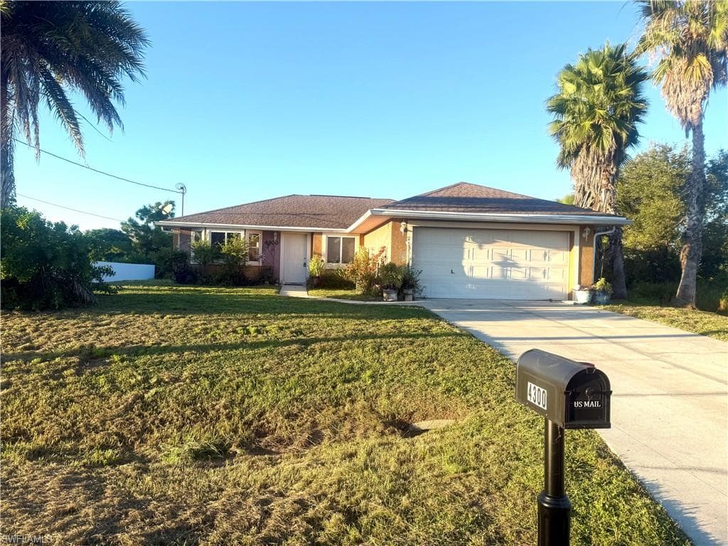 4300 11th ST SW LEHIGH ACRES, FL 33976
