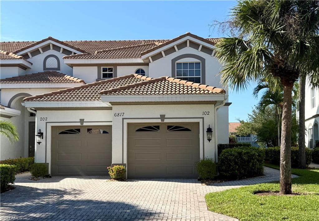 6817 Sterling Greens DR 102 NAPLES, FL 34104