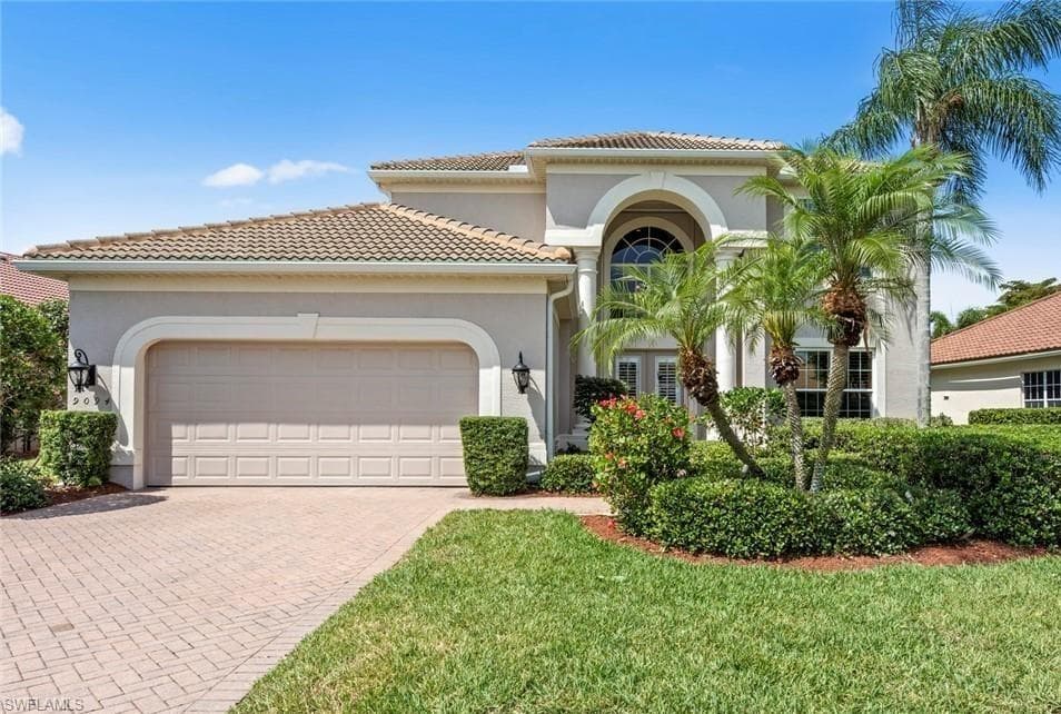 9094 Links DR FORT MYERS, FL 33913