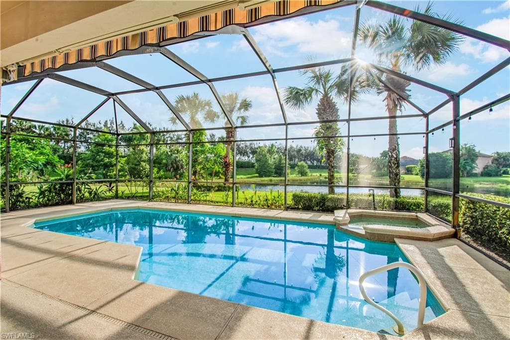 2133 Fairmont LN NAPLES, FL 34120
