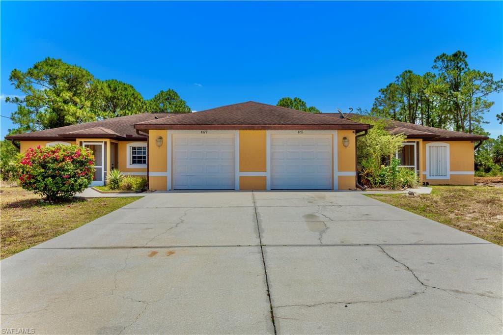 869/871 Eisenhower BLVD LEHIGH ACRES, FL 33974