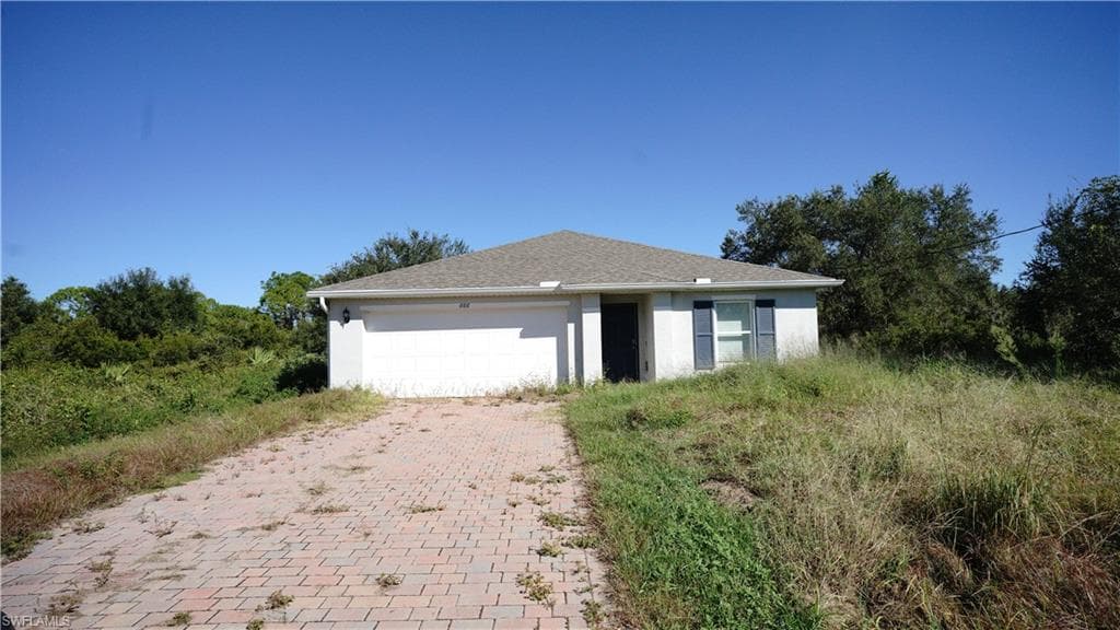 666 Vanola CT LEHIGH ACRES, FL 33972