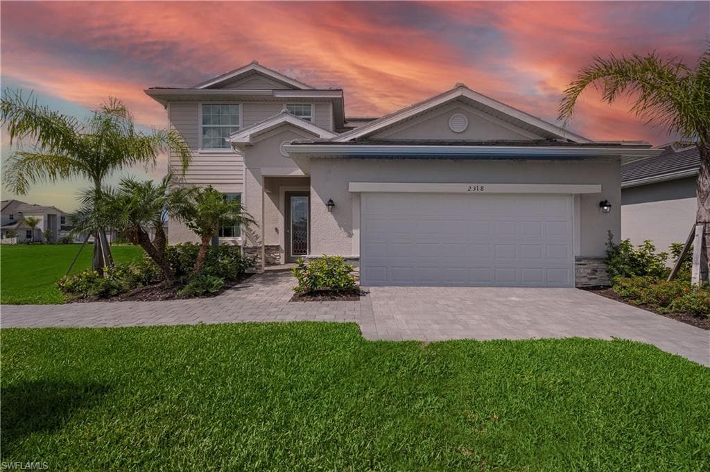 2318 Avocado LN NAPLES, FL 34120