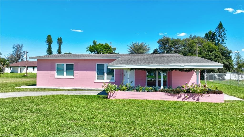 120 Lee BLVD LEHIGH ACRES, FL 33936