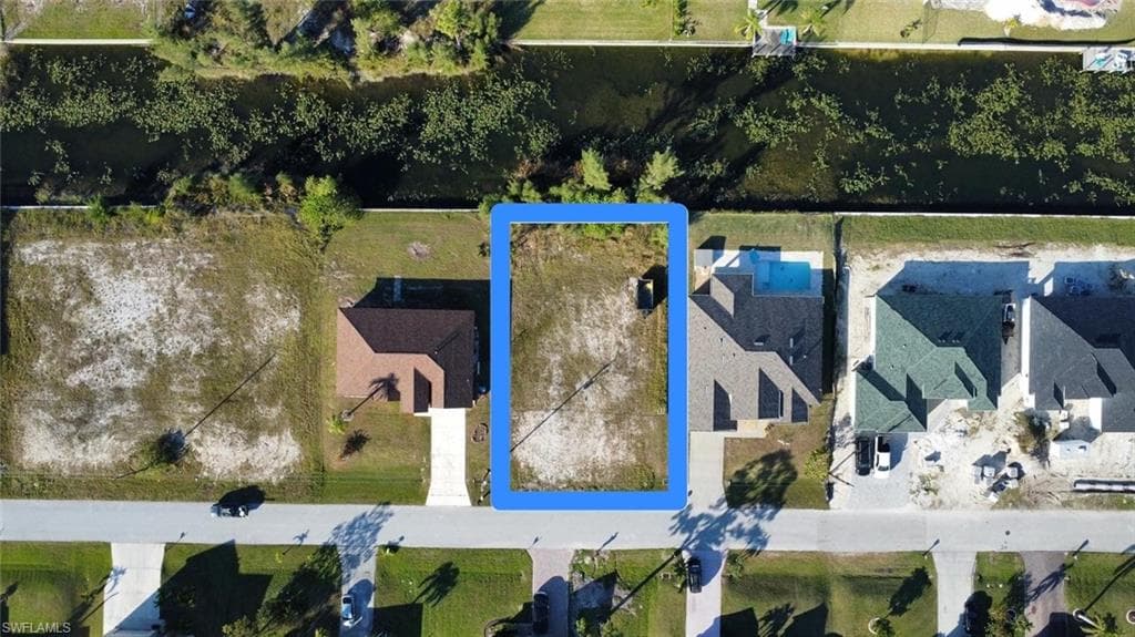 603 26th TER CAPE CORAL, FL 33914