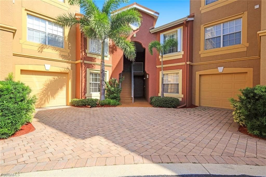15585 Ocean Walk CIR 111 FORT MYERS, FL 33908