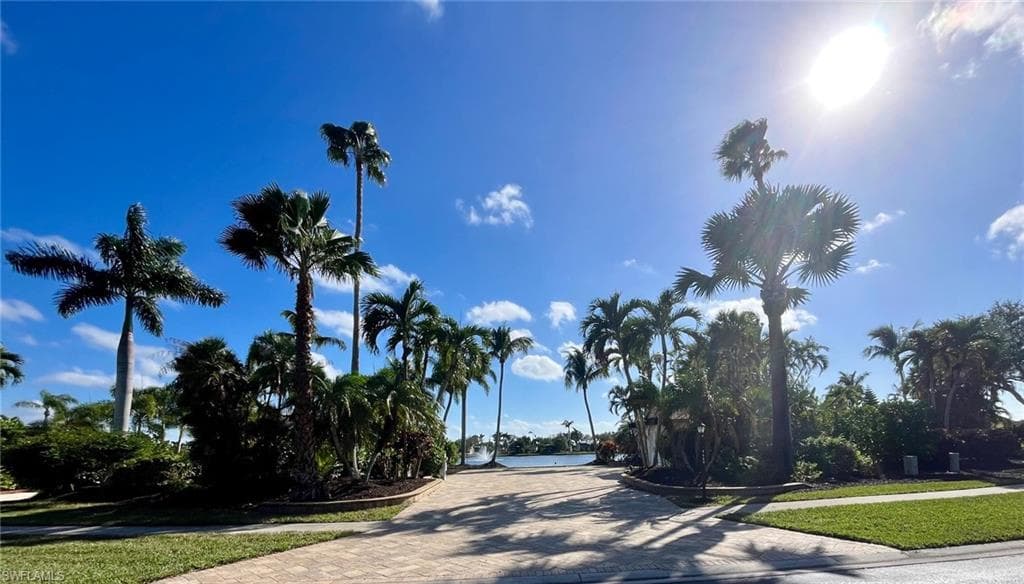 4669 Southern Breeze DR NAPLES, FL 34114