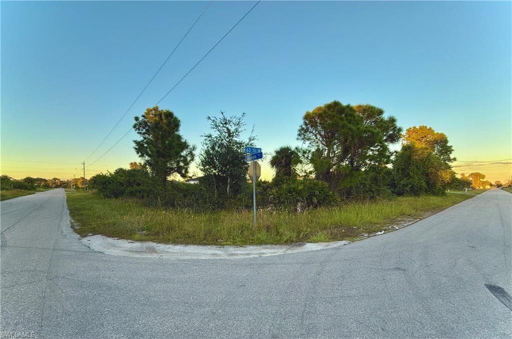 3218 63rd ST W LEHIGH ACRES, FL 33971