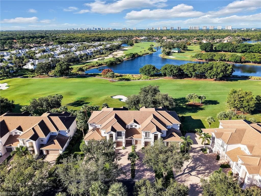 2375 Mont Claire DR D202 NAPLES, FL 34109
