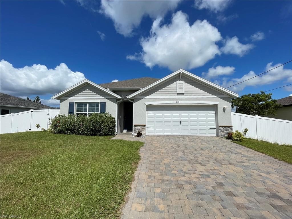 2805 NW 6th TER CAPE CORAL, FL 33993