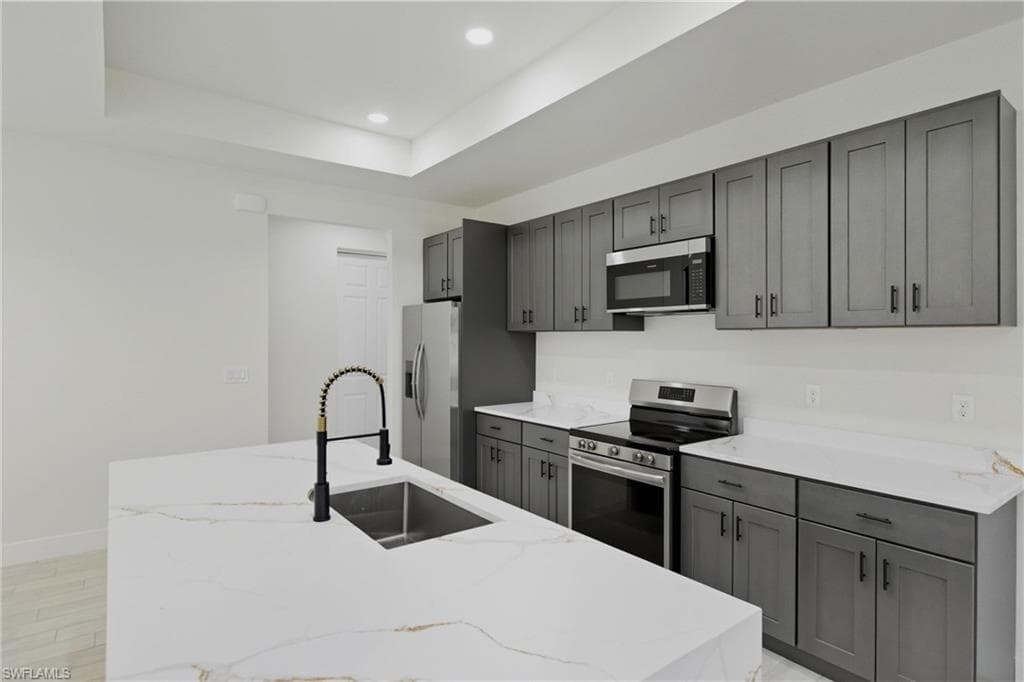 2705 64th ST W LEHIGH ACRES, FL 33971