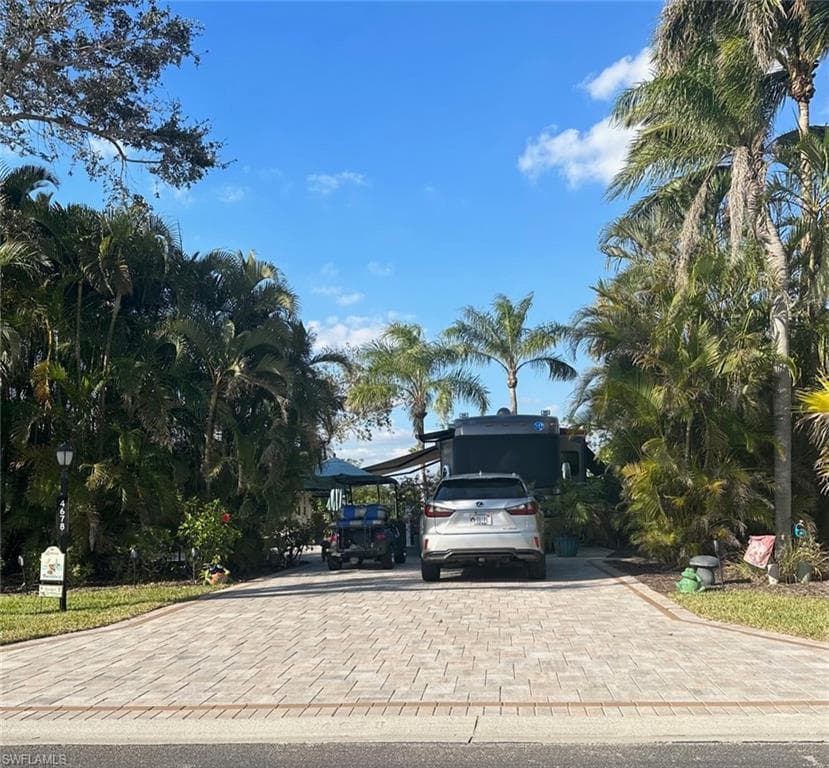 4678 Southern Breeze DR NAPLES, FL 34114