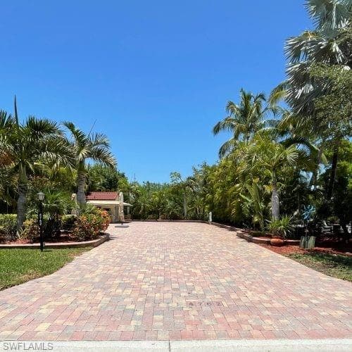 4762 Southern Breeze DR NAPLES, FL 34114