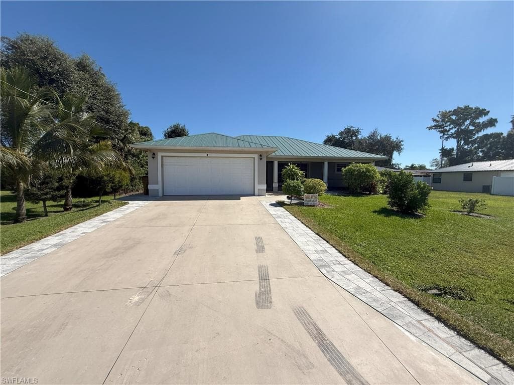 13441 Caribbean BLVD FORT MYERS, FL 33905