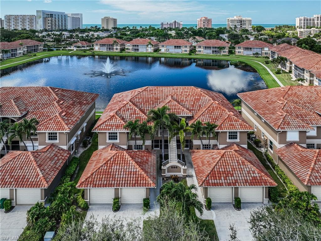 590 Club Marco CIR 9-102 MARCO ISLAND, FL 34145