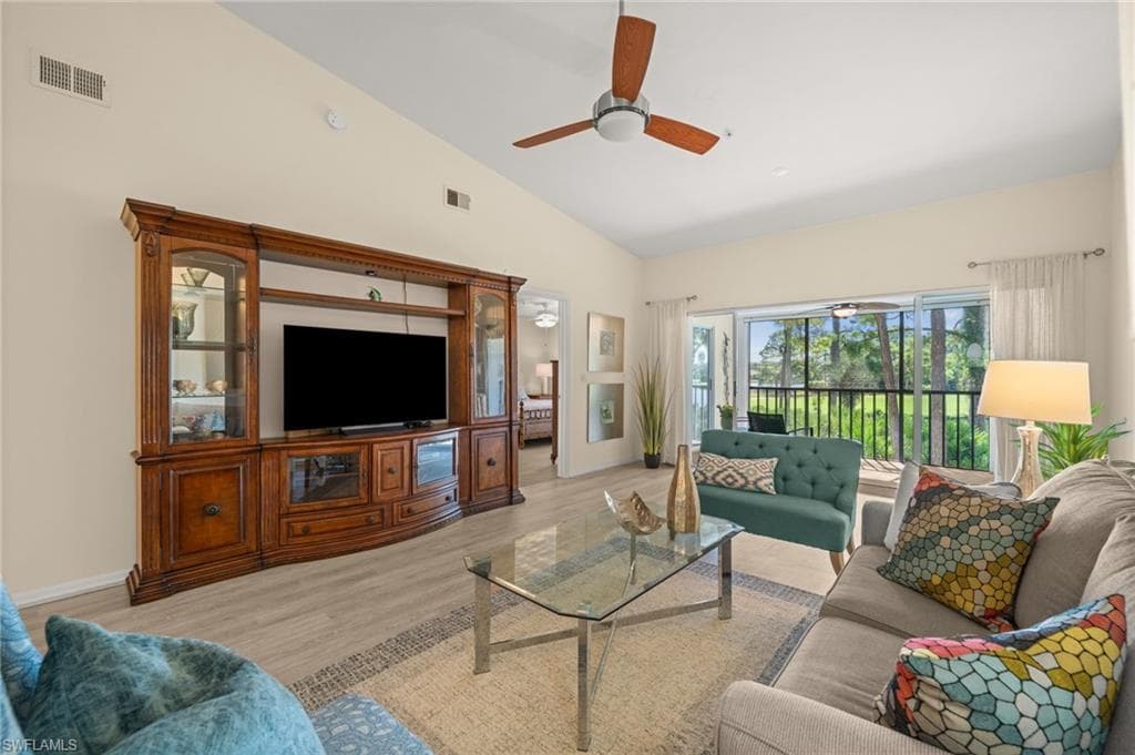 4101 Sawgrass Point DR 201 BONITA SPRINGS, FL 34134