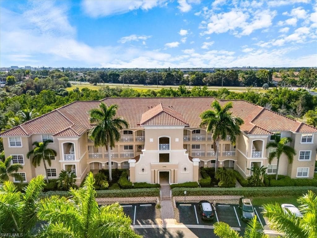 14981 Reflection Key CIR 322 FORT MYERS, FL 33907