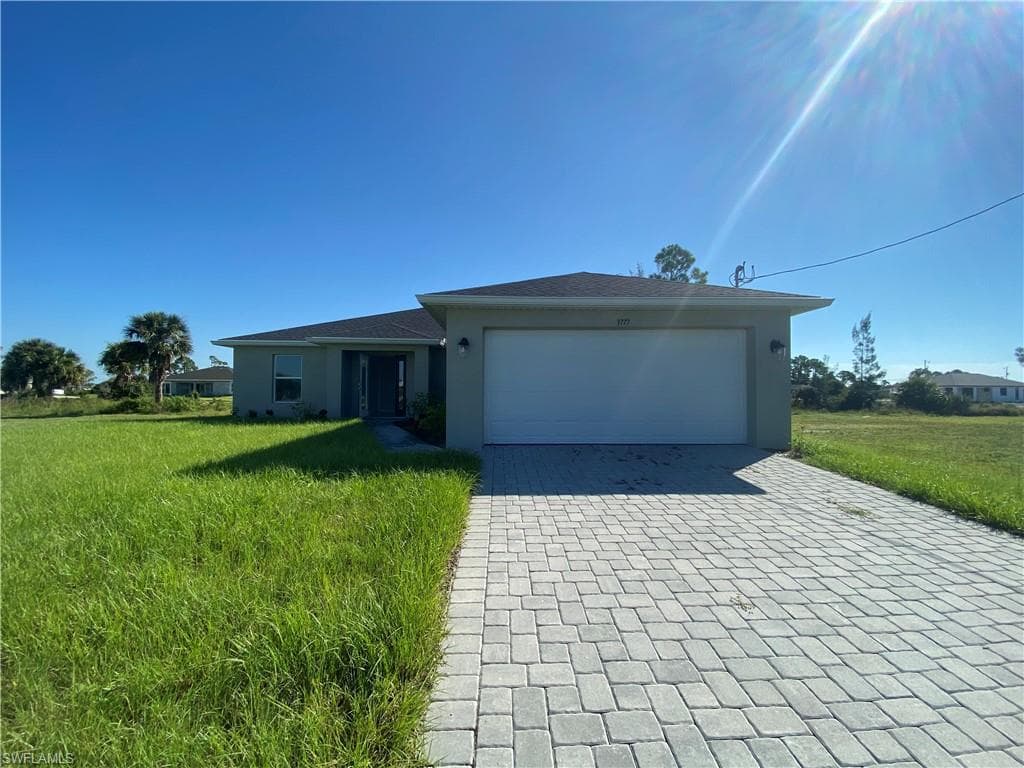 3777 NE 16th PL CAPE CORAL, FL 33909