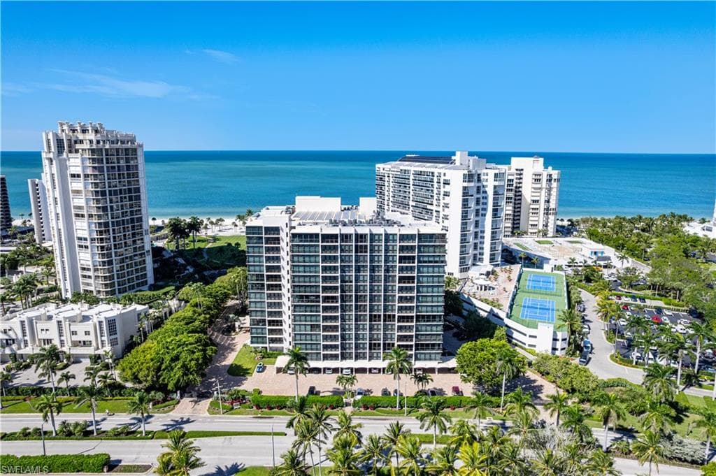 4031 Gulf Shore BLVD N 22 NAPLES, FL 34103