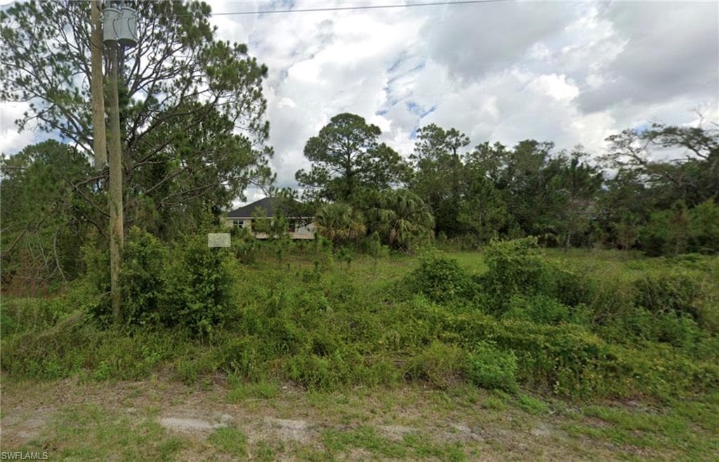 550 Sargent ST LEHIGH ACRES, FL 33972
