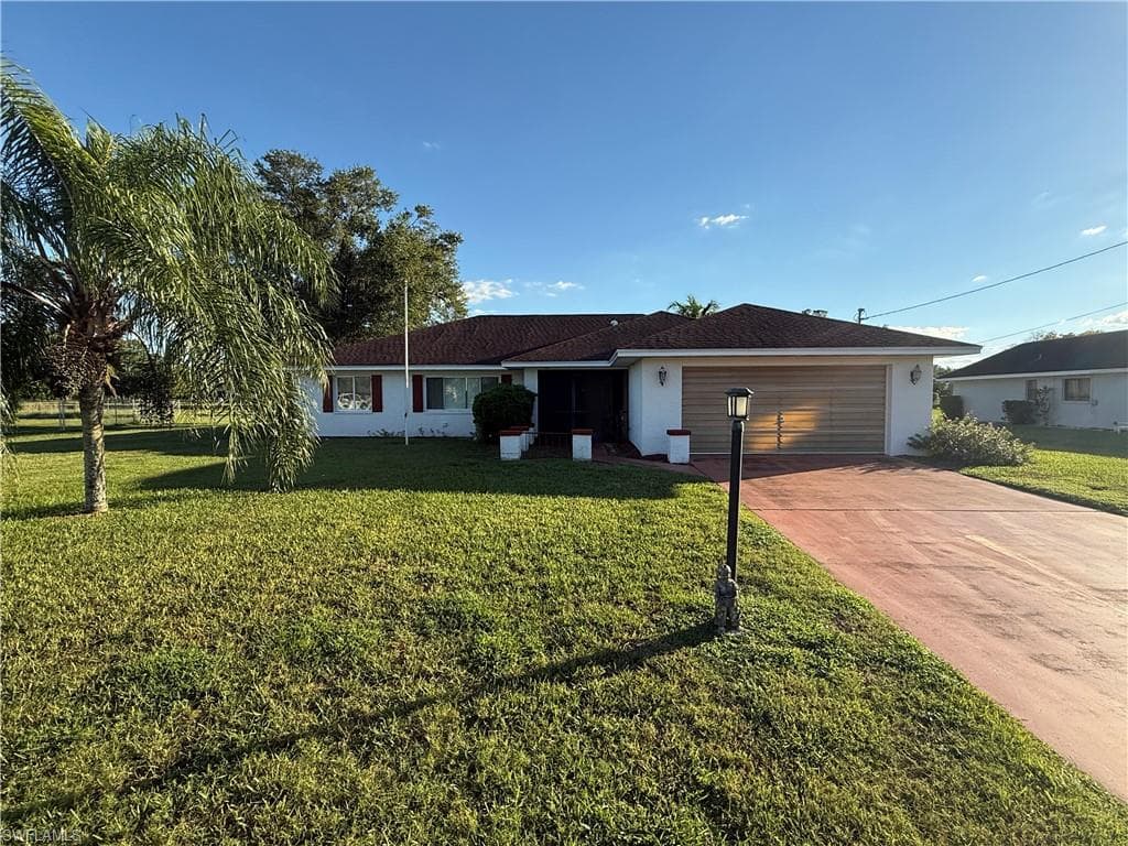 1466 Archer ST LEHIGH ACRES, FL 33936