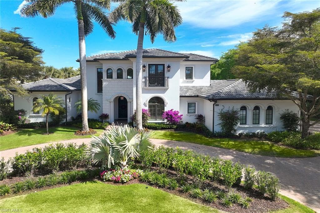 1609 Chinaberry WAY NAPLES, FL 34105