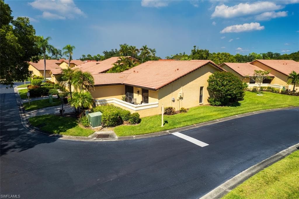 5368 Council LN FORT MYERS, FL 33907