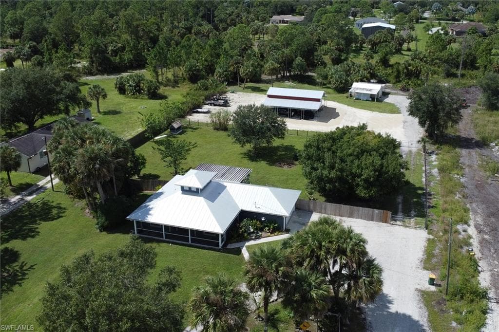921 20th ST SE NAPLES, FL 34117