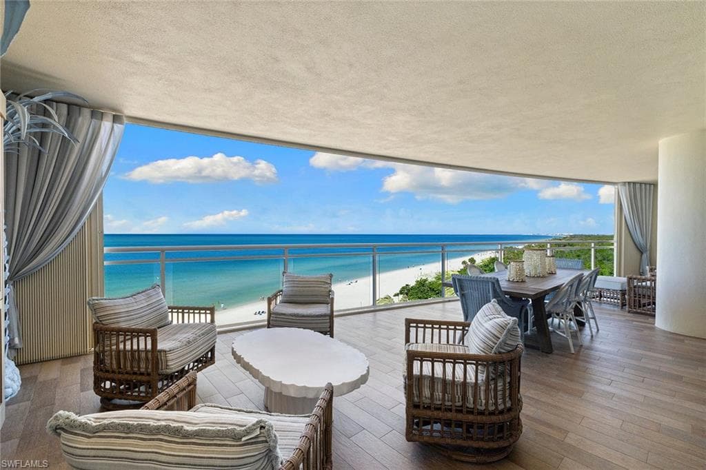 11125 Gulf Shore DR 605 NAPLES, FL 34108