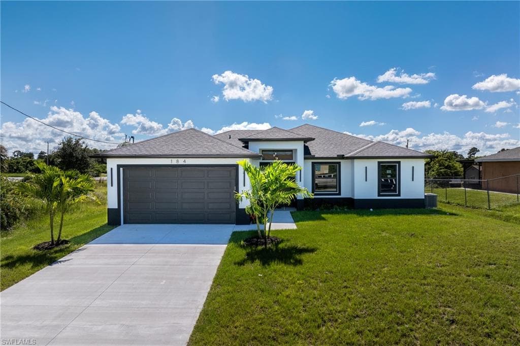 184 Pembroke ST LEHIGH ACRES, FL 33974