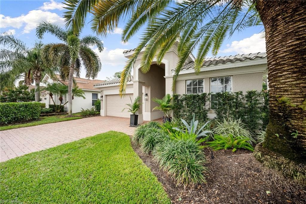 12771 Aviano DR NAPLES, FL 34105